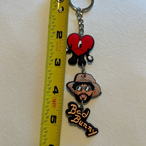 BAD BUNNY Keychain • 3 Charms • - Picture 4 of 4